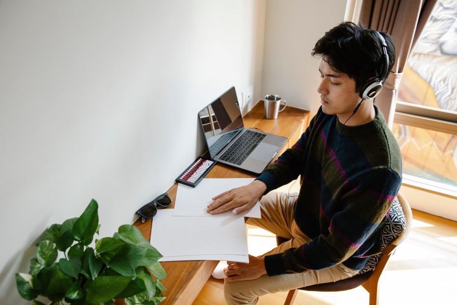 Adult learning on a laptop
